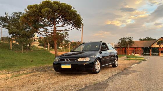 AUDI A3 1.8 20V GASOLINA 2P MANUAL